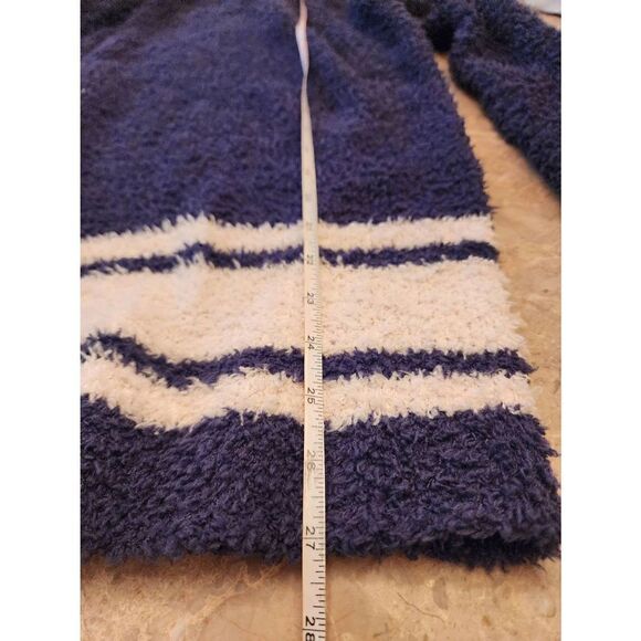 Love Stitch NWT fuzzy blue and white cardigan size small - Picture 6 of 9
